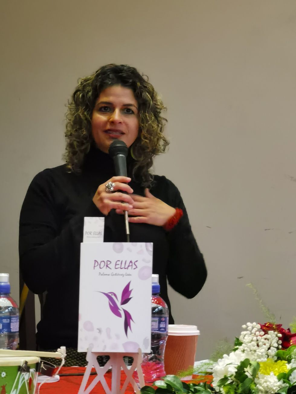 Paloma Gutiérrez presentó “Por Ellas”