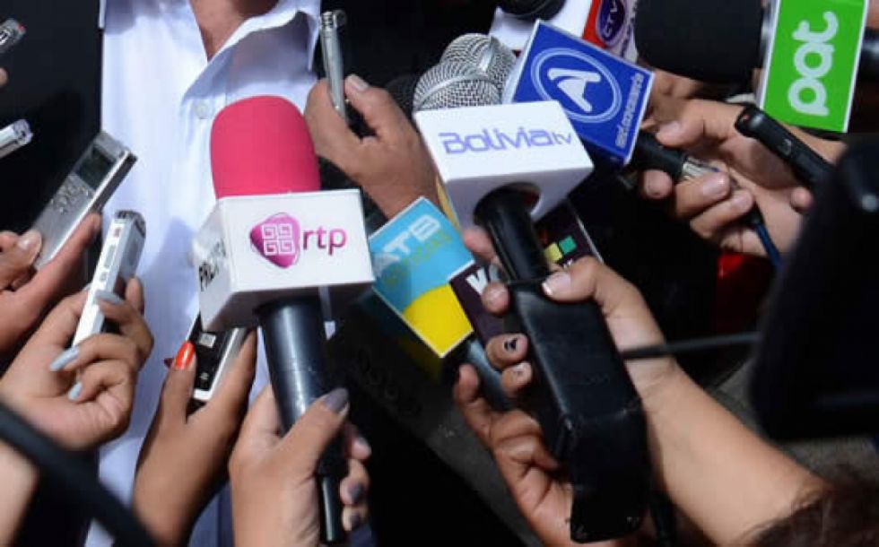 ANPB y APP denuncian restricciones a la información y judicialización de periodistas en Potosí