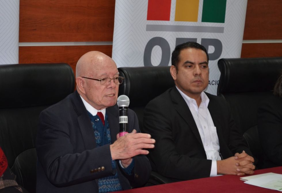 Reeligen a Hassenteufel como presidente del TSE