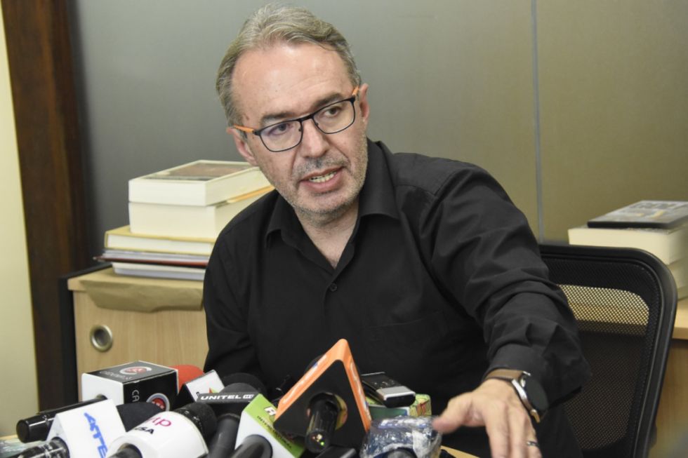 Portavoz: la ley del oro resolverá la iliquidez de dólares