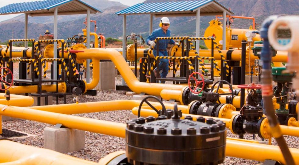 Gobierno aprueba dos decretos para el “uso eficiente” del gas en la explotación de hidrocarburos