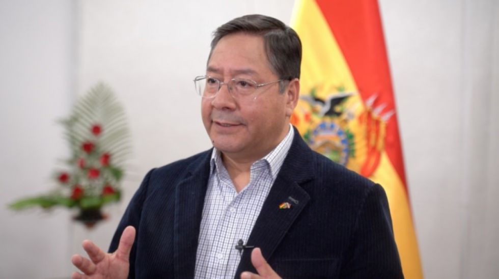 "Es un copión": Arce recibe críticas por querer construir museos en plena crisis económica