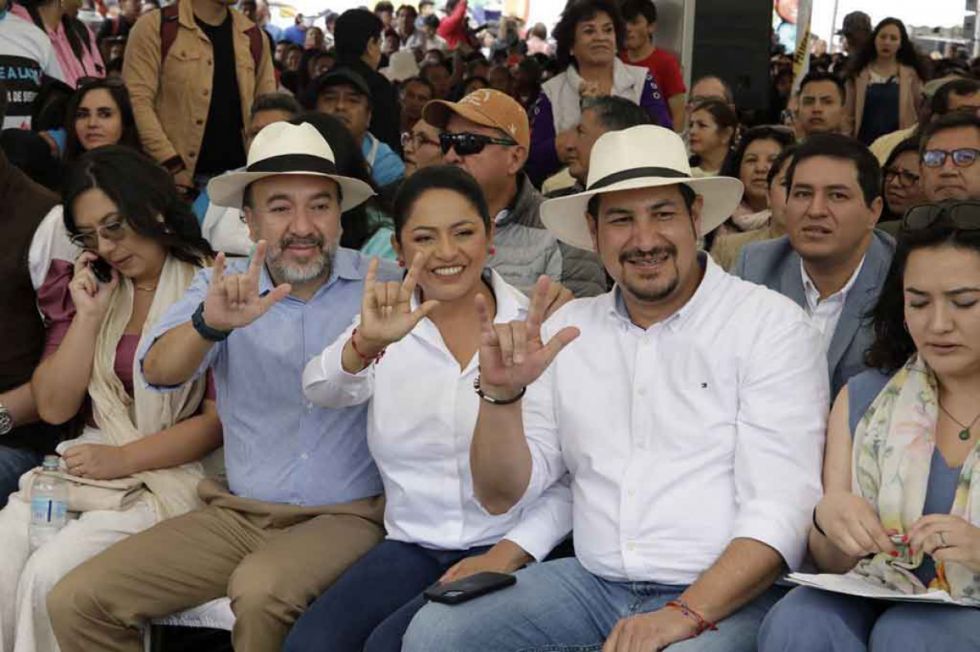 Nuevas autoridades asumen cargos públicos en Ecuador