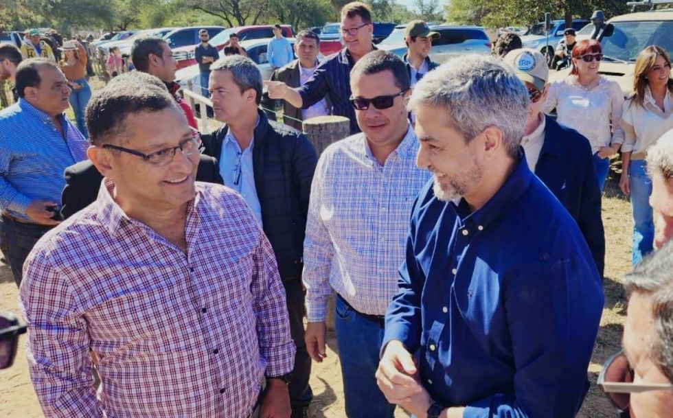 Montes gestiona un acuerdo comercial con Boquerón 