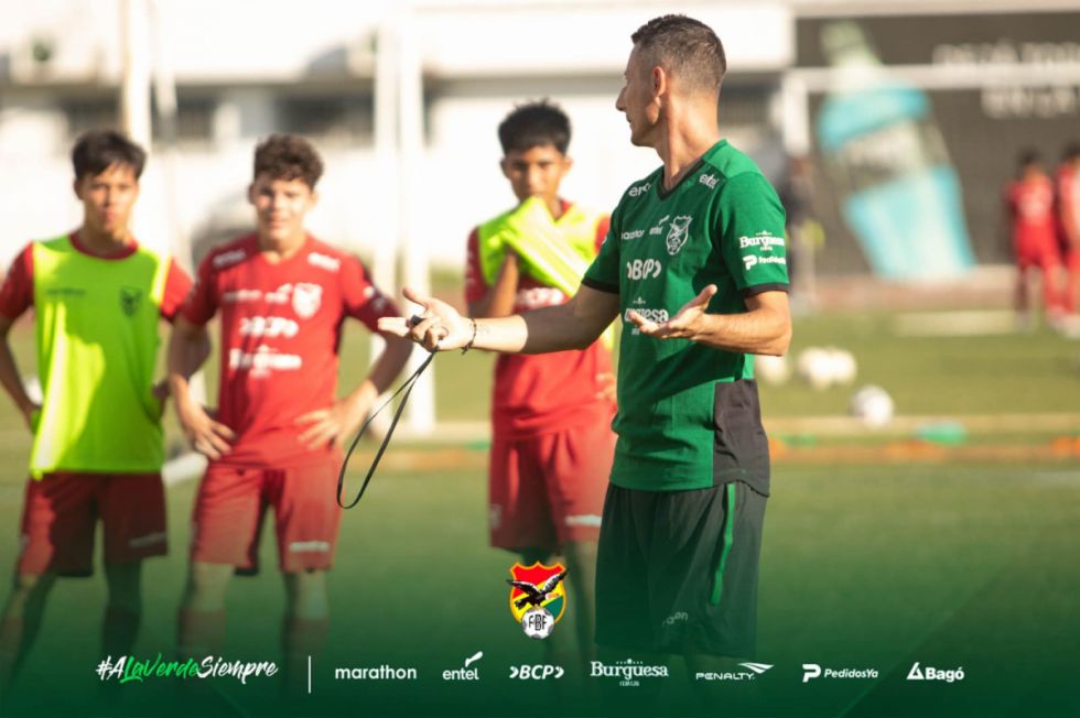 Esto dijo Pablo Escobar sobre su plan de trabajo con la selección boliviana Sub-15 (video)