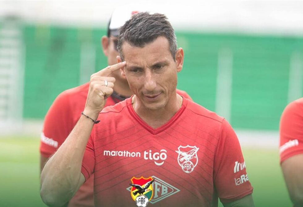 ¿Pagar para jugar?, suman las voces que piden la renuncia de Pablo Escobar tras lo ocurrido con la Sub-15 de Tarija