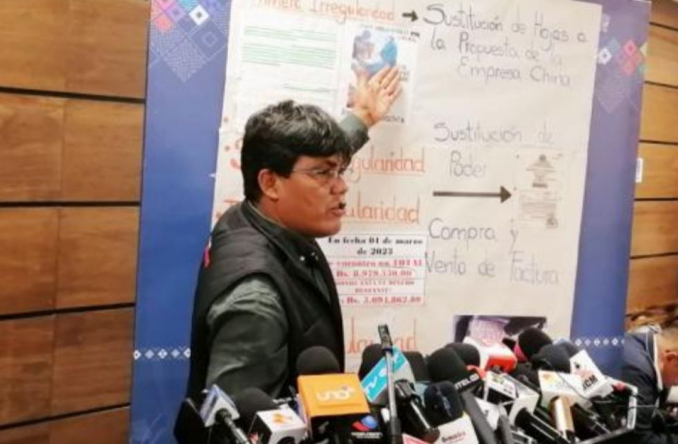 Diputado Arce llama ‘chiflados’ a los fiscales que no vieron prueba suficiente en el caso ABC: ‘es asqueroso’