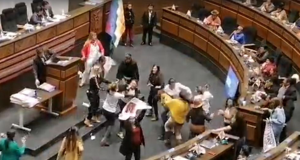(Video) Bochorno en la ALP; Del Castillo no fue censurado
