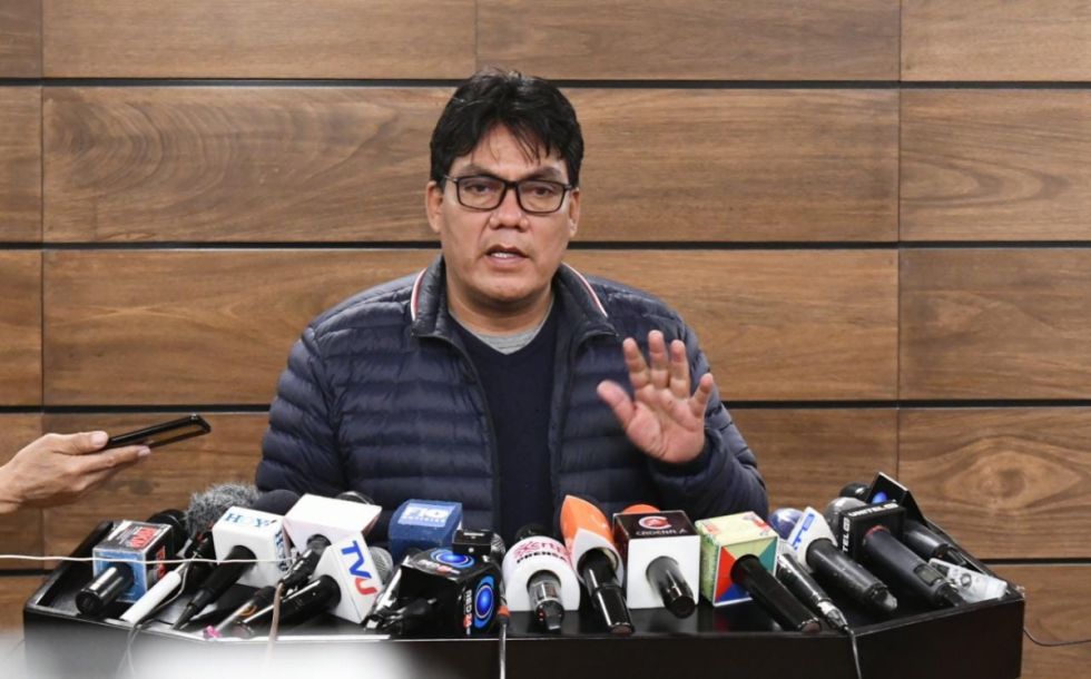 Diputado Arce sugiere crear "registro de corruptos"