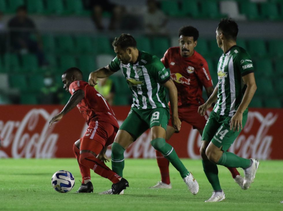 Oriente Petrolero recibe una paliza a domicilio 