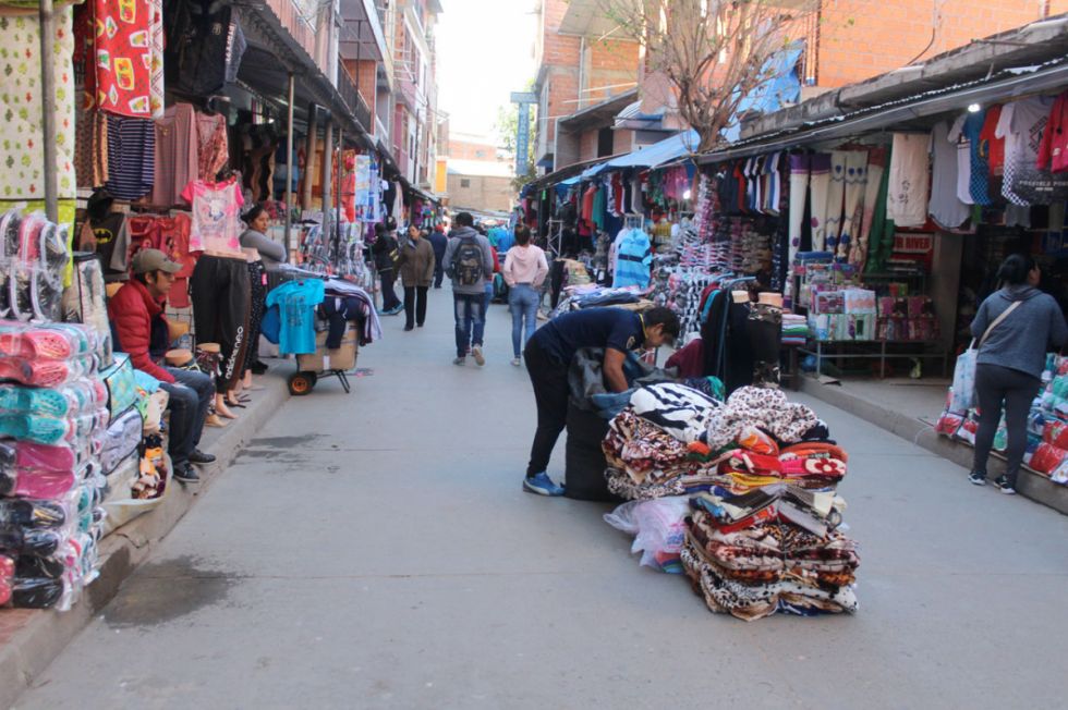 La escasez de dólares disminuyó la actividad comercial en las fronteras 