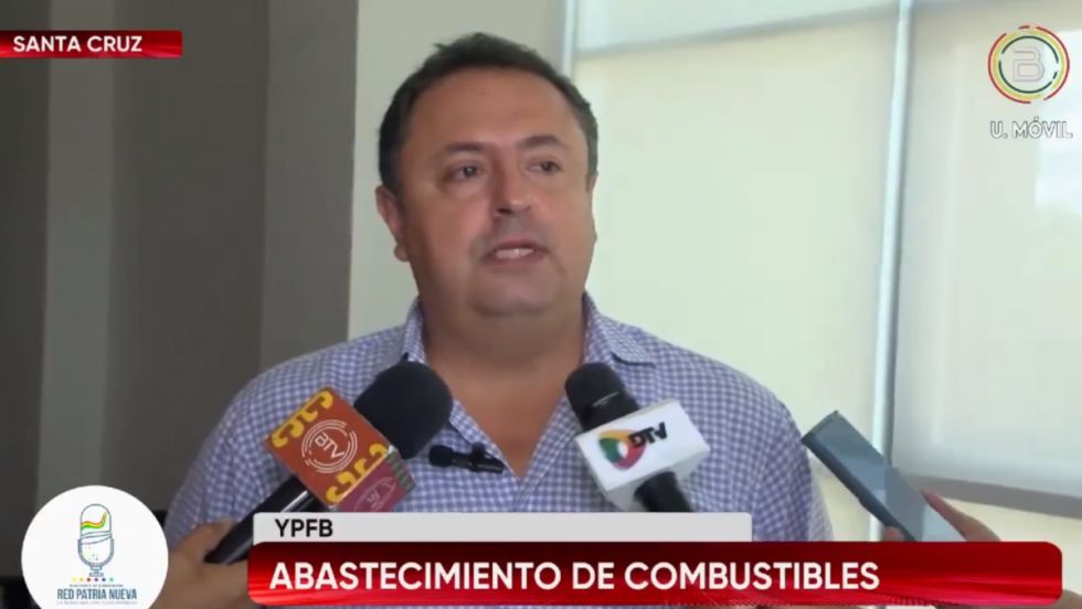 YPFB descarta escasez de combustible