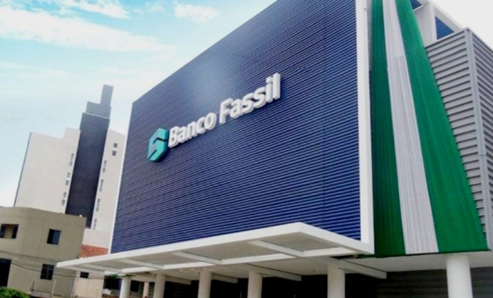 La Fiscalía convoca a empresarios cruceños presuntamente vinculados a créditos millonarios del ex Banco Fassil