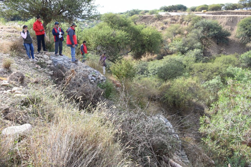 Tras inspección, evidencian contaminación en la quebrada El Gallo 