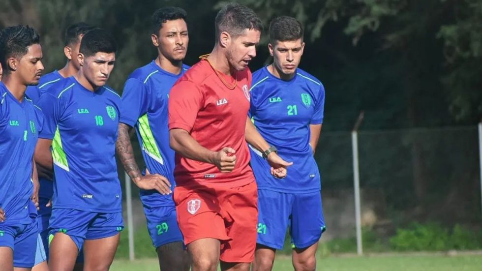 Vita sobre Bolívar, favoritos, jugar bien y el equilibrio emocional