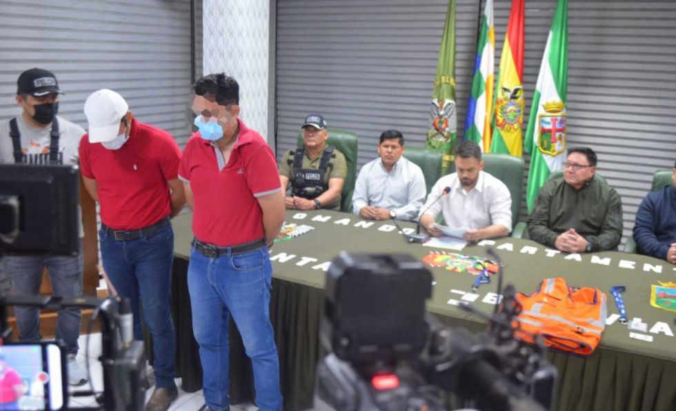 Envío de droga a España: Caen 2 funcionarios de BoA