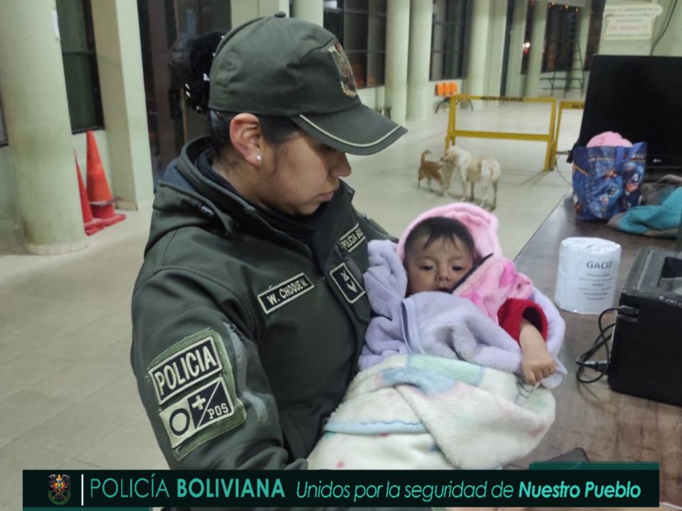 Aparece supuesta madre de la bebé abandonada en Tarija