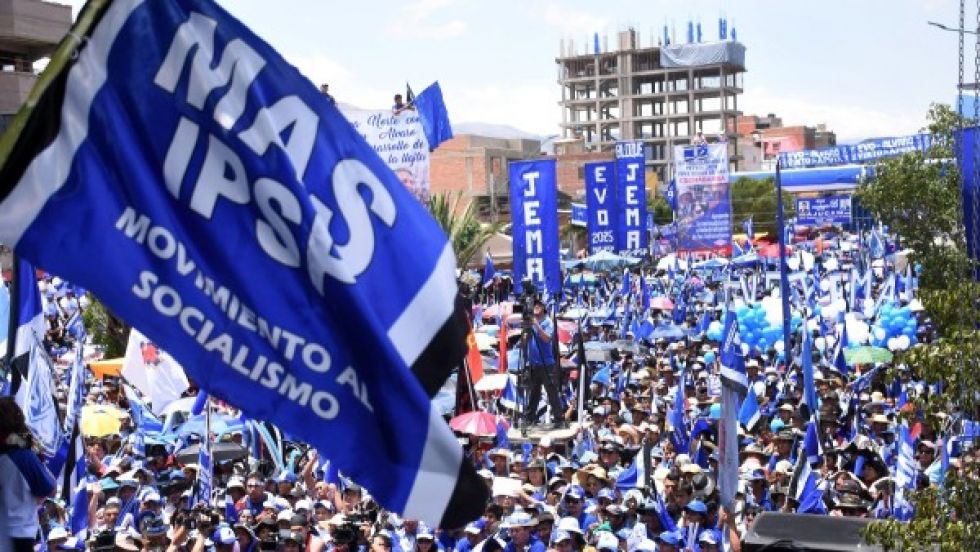 El MAS alista ampliado en La Paz e invitan a Evo