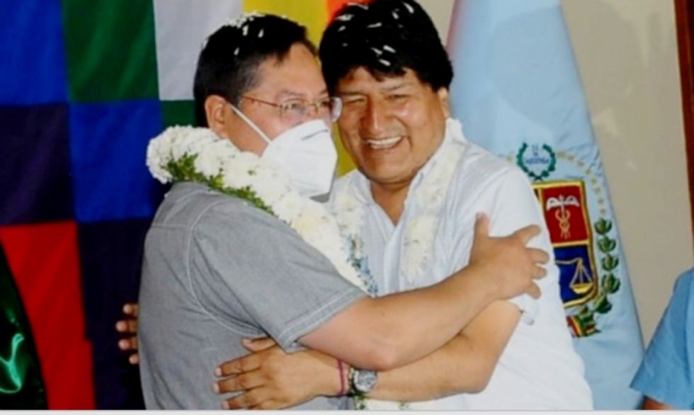 MAS declara a Arce enemigo de Evo y prohíbe a funcionarios públicos participar en congresos