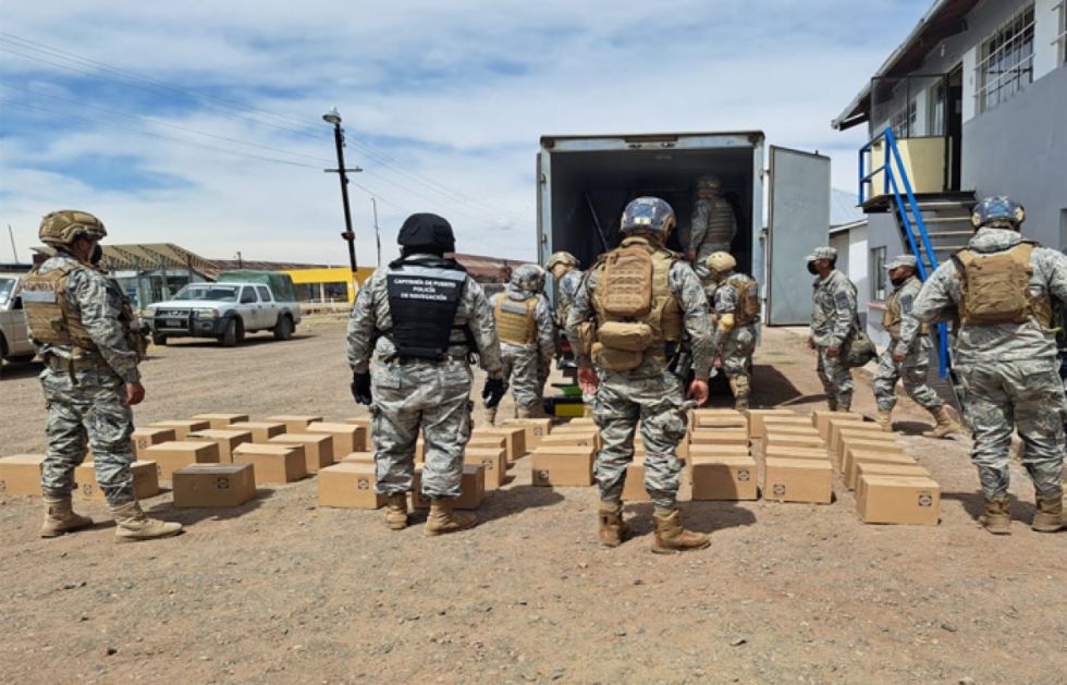 Montero: Gobierno solo destina a la lucha al contrabando 470 militares de los 50.000 efectivos de las FFAA