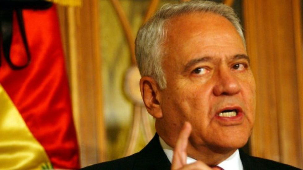 Goni reaparece y plantea nueva CPE; que Sucre sea sede del Presidente y La Paz de Primer Ministro