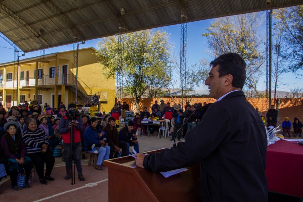 Tarija: Los corpiños de "ayuda" por las heladas enfrenta al Municipio y el Gobierno
