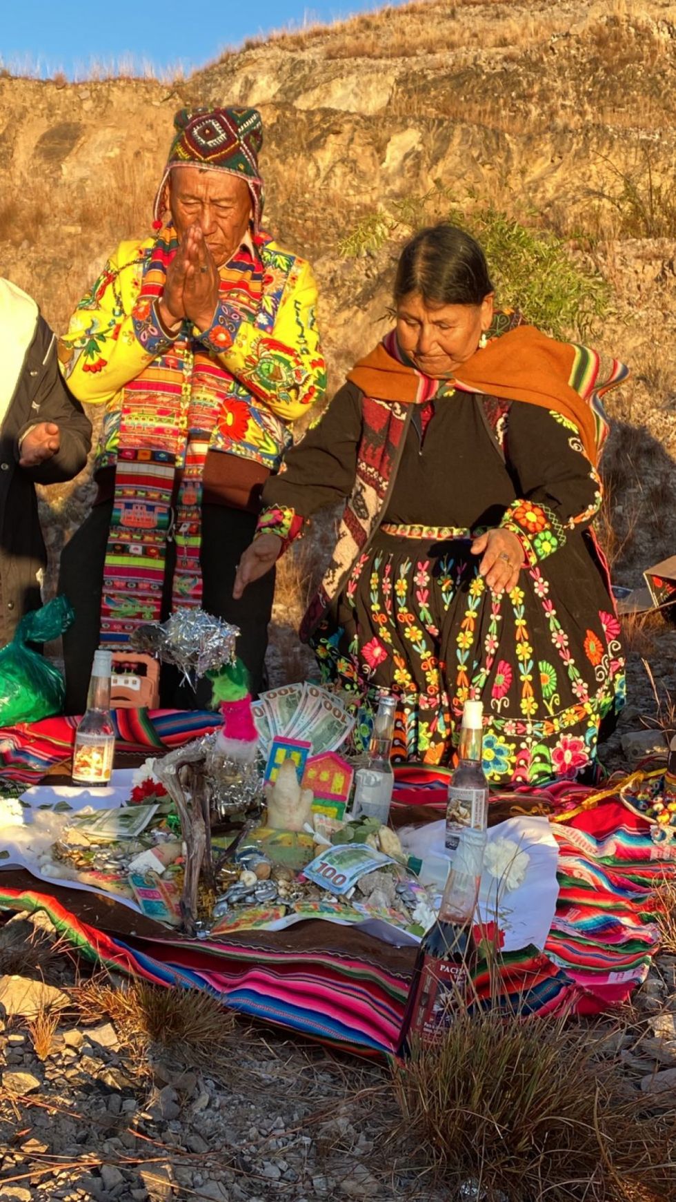 Médicos tradicionales celebran el Año Nuevo Andino Amazónico en la ciudad de Tarija
