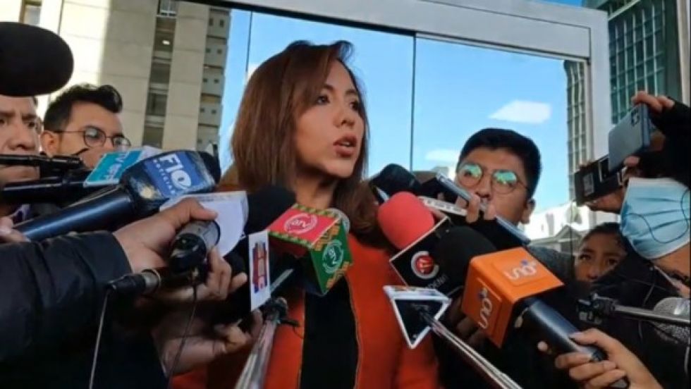Viceministra de Comunicación: El Gobierno también es del MAS, pero está gobernando para todos