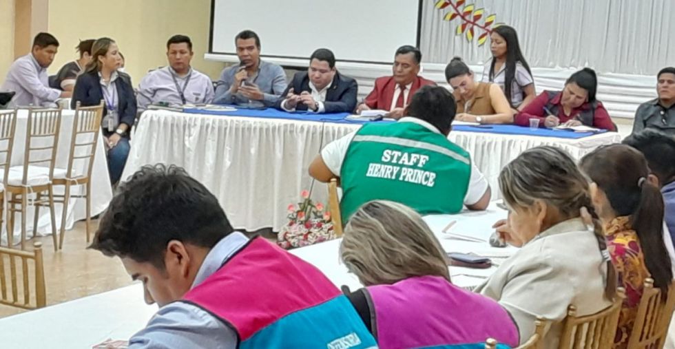 Fiscalía compromete persecución penal “estricta” y sanción contra agresores en unidades educativas
