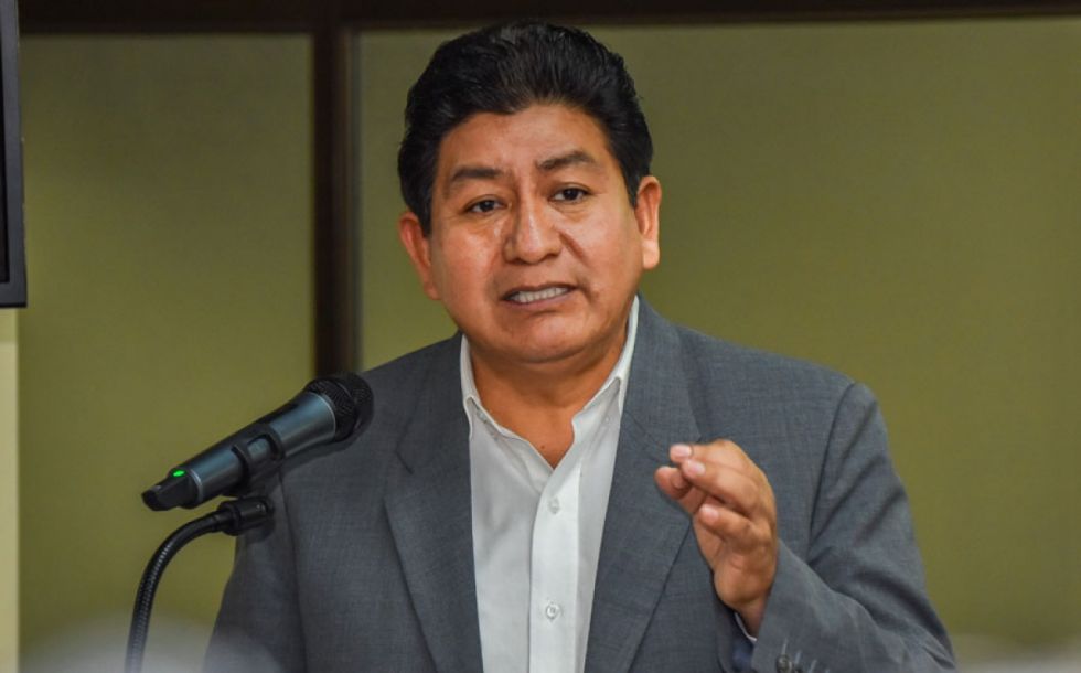 Ministro Montaño denuncia una nueva ‘megacoalición’