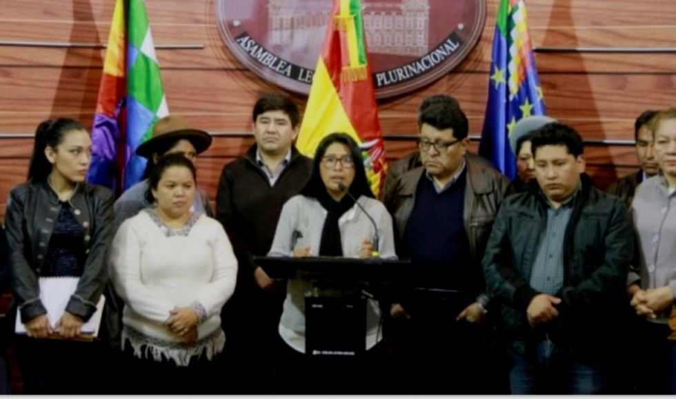 Eva Copa ratifica que en 2019 la expresidenta del Senado pidió a los legisladores que renuncien