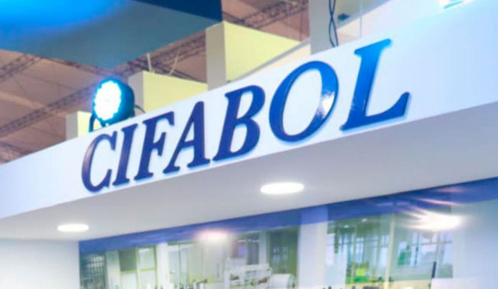 Falta de dólares complica a la industria farmacéutica boliviana y aguarda soluciones