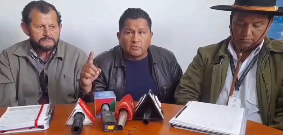 Afines al Gobierno anuncian cabildo en apoyo a Arce