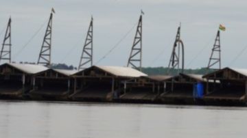 Sólo 11 con licencia: Medio Ambiente acepta que no controla la minería ilegal en el Madre de Dios