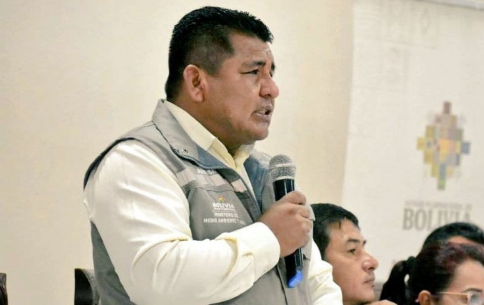 Fiscalía abre otra investigación contra el exministro Santos Cruz por legitimación de ganancias