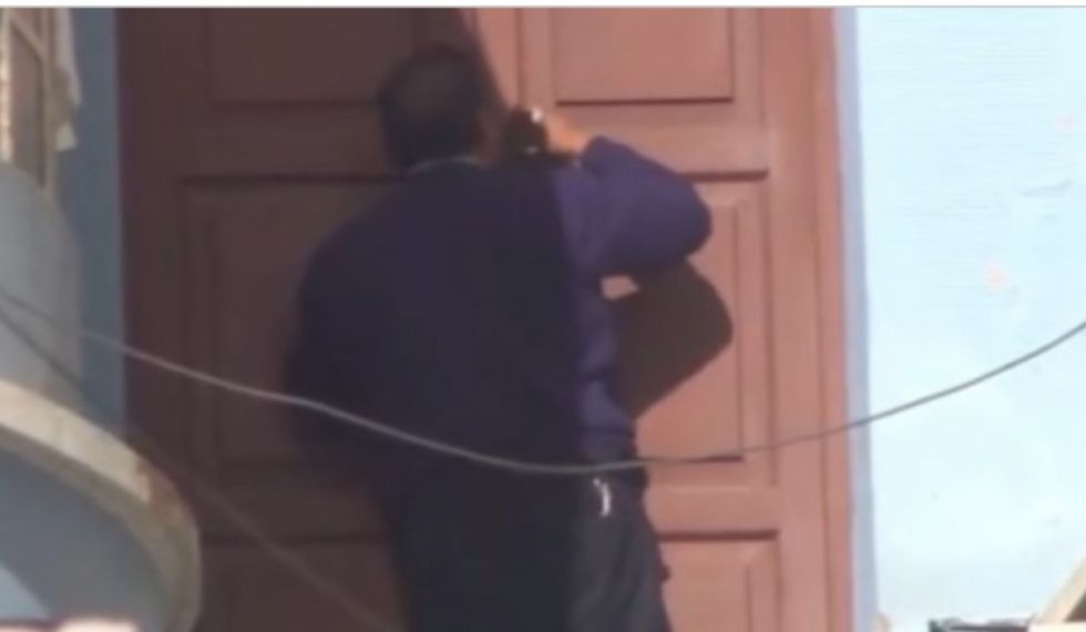 Cerrajero encontró pegamento en las chapas de las puertas de la APDHB