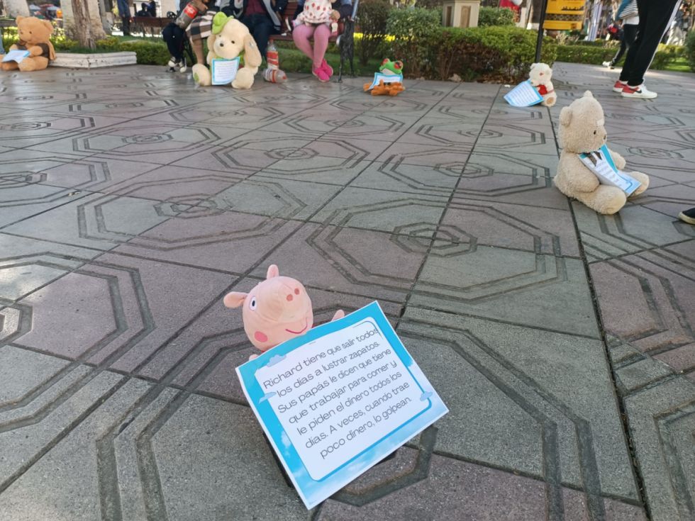 Los peluches toman la plaza Luis de Fuentes