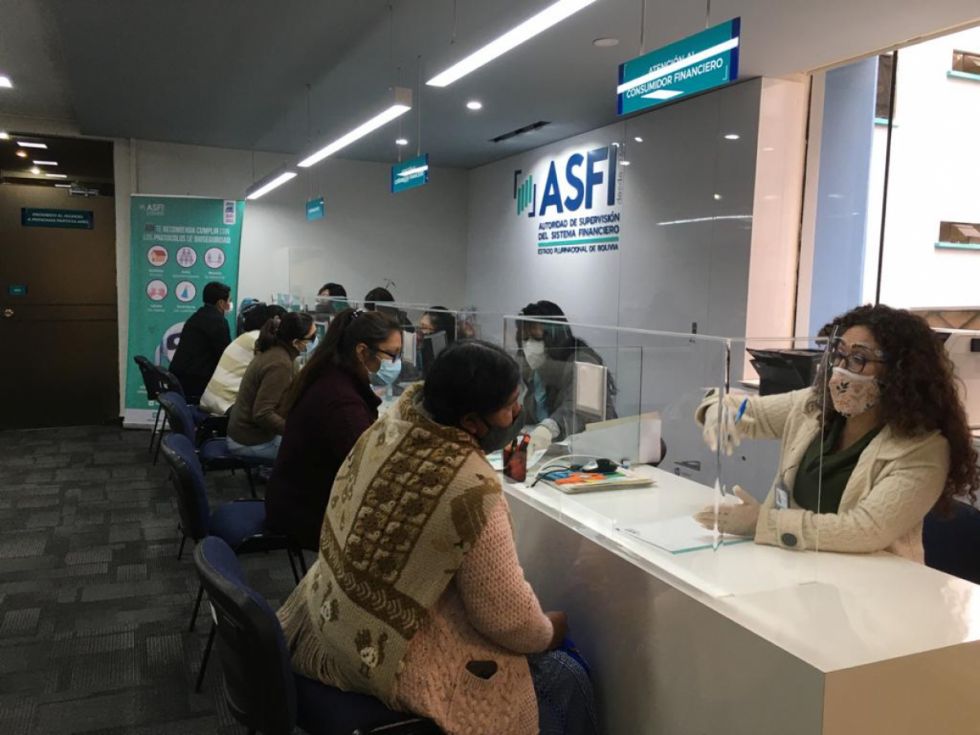 Asfi: Los bancos no pueden hacer cobros adicionales a los consumidores financieros
