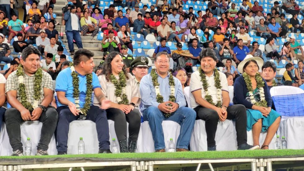 De cómo Evo se pone fecha y de cómo se borran las judiciales