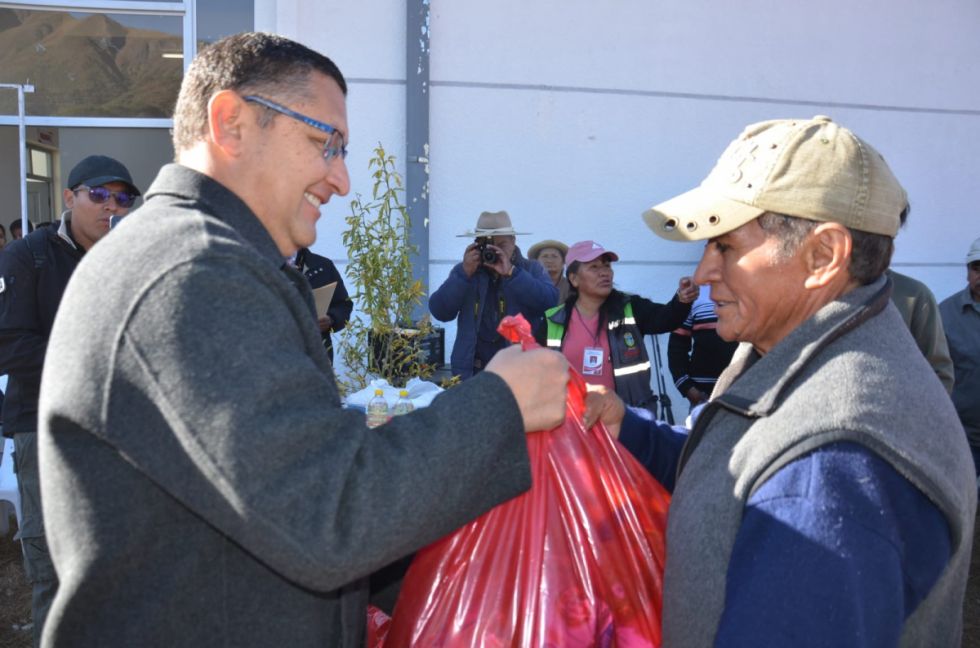 Inicia entrega de la canasta alimentaria en el área rural 