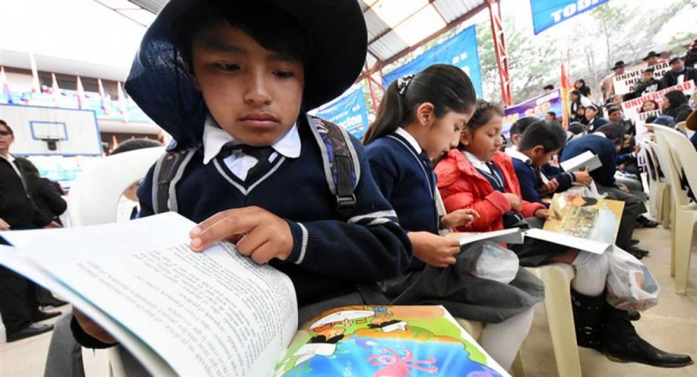 Educación anuncia que el horario de invierno concluye el viernes en todo el país