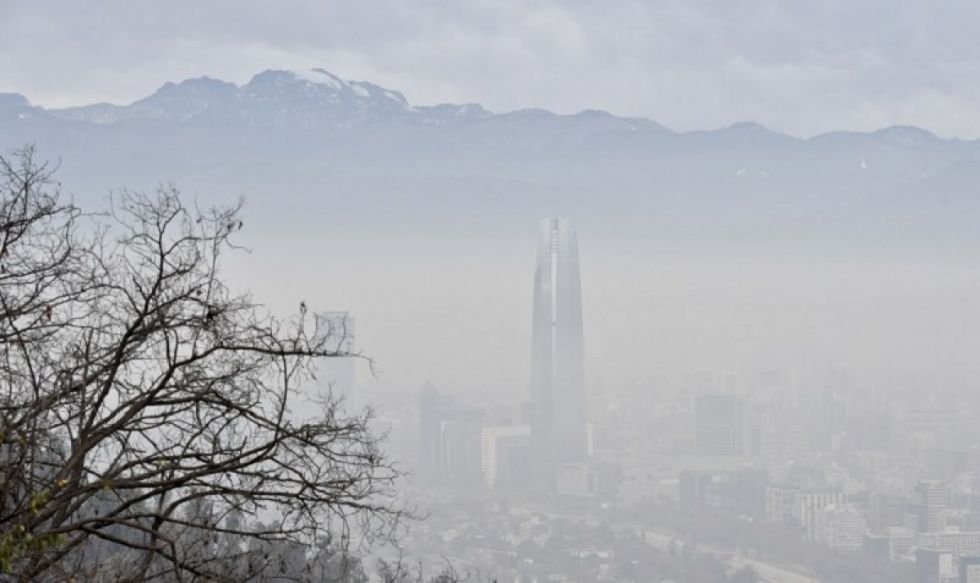 Advierten mala calidad del aire en la capital chilena