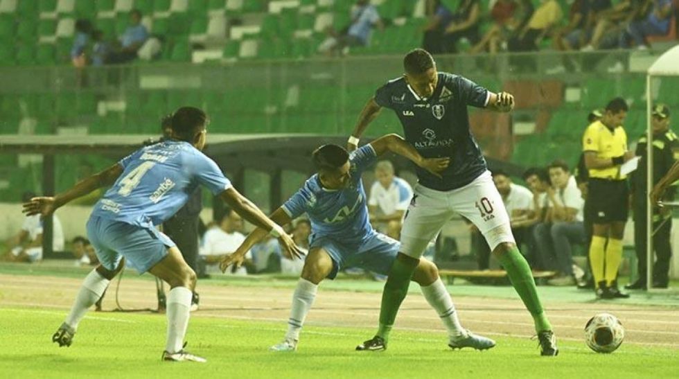 Los números de Real Tomayapo ante Blooming ¿cuántos partidos le ganó?