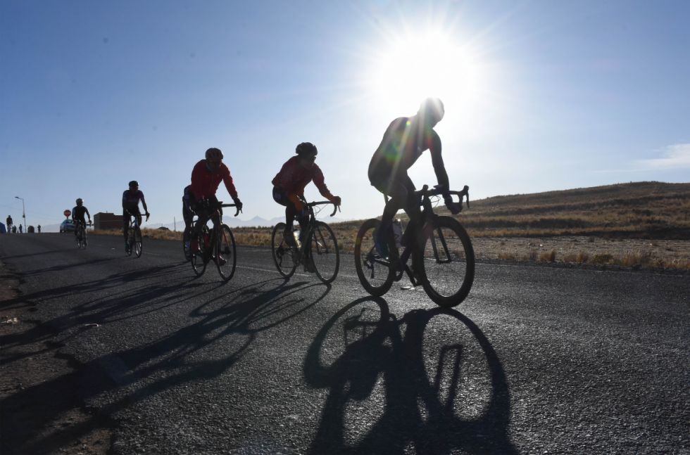 Zurita y Cisneros ganan La 	 Ruta del Cobre de ciclismo 