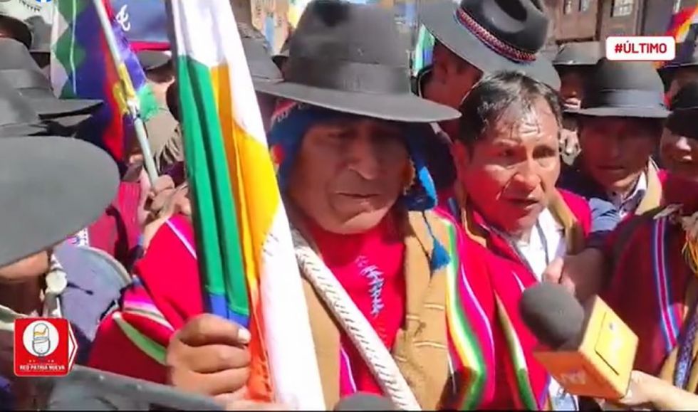 Lucio Quispe asume el liderazgo de la CSUTCB en un congreso marcado por tensiones