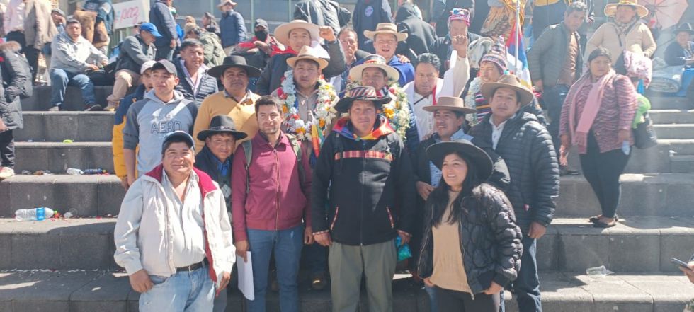 Tarija: Campesinos “evistas” y “arcistas” inician pulseada 
