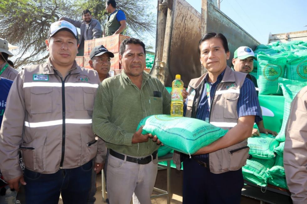 Yacuiba: Indígenas reciben arroz y aceite donados por el Gobierno 