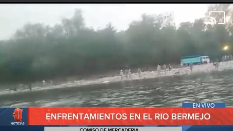Reportan enfrentamientos entre navales y gomones de Bermejo (Video)