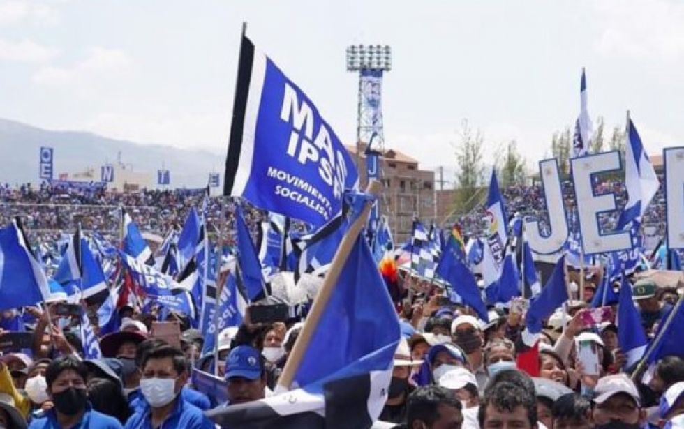 Juventudes del MAS rechaza bloqueo de la CSUTCB 