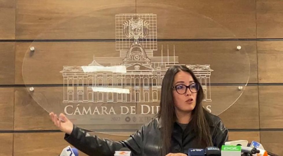 Cobros, grupos de choque y despidos, las denuncias  contra la DGAC en Tarija